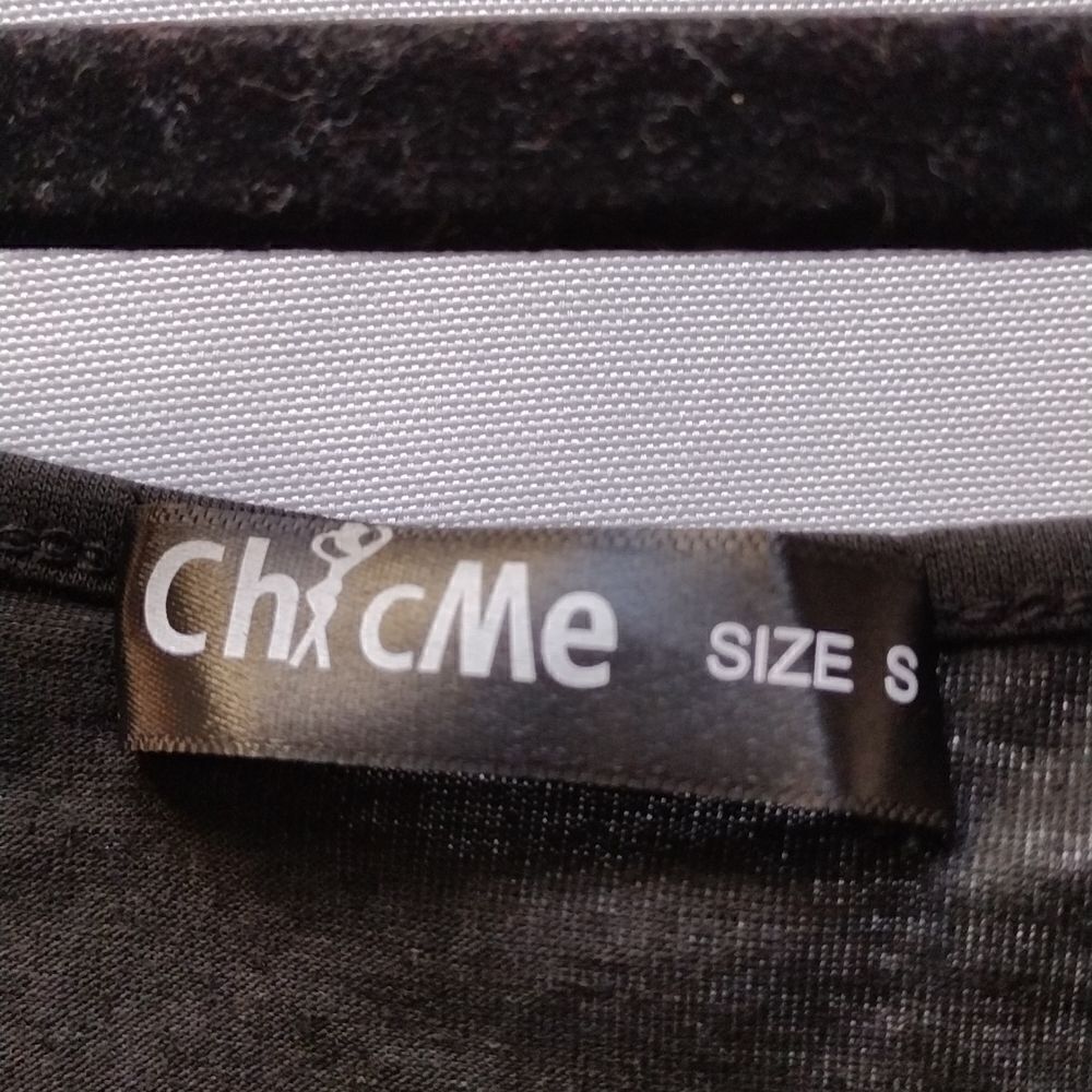 Chic Me top  - Picture 2 of 4